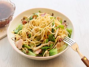 生菜意大利面